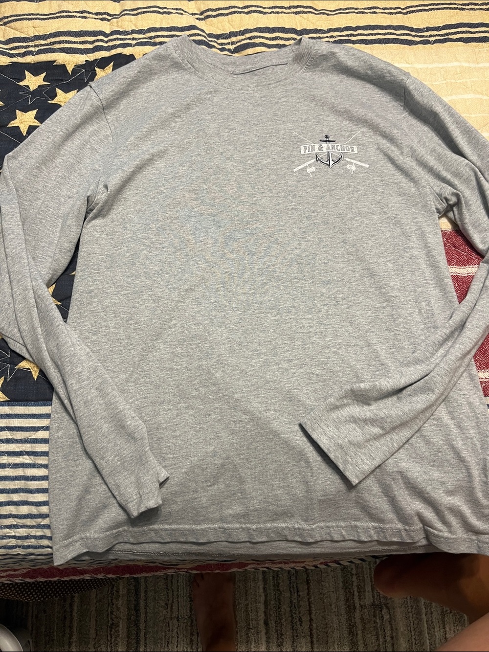 Izod Men's Heather Gray Long Sleeve Tee with Small Chest Anchor Logo